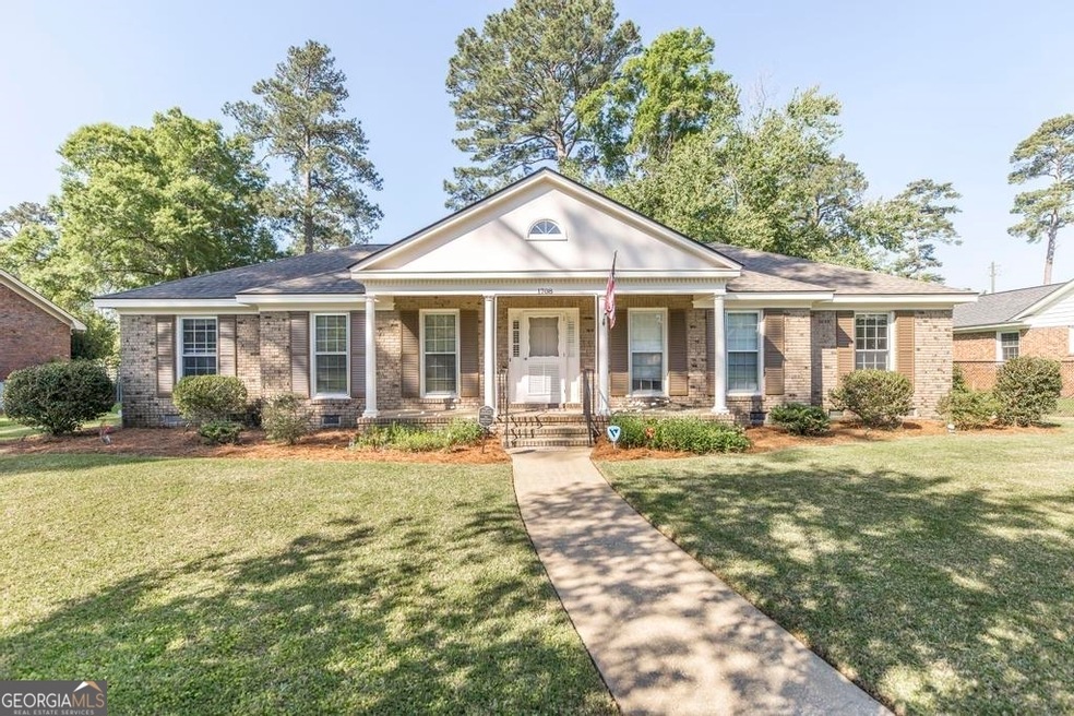 1708 Lynwood Ln, Albany, GA 31707 - photo 1