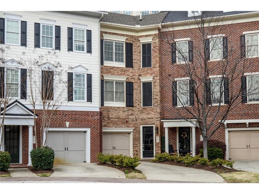 THREE BEDROOM TOWNHOME IN ONE IVY WALK