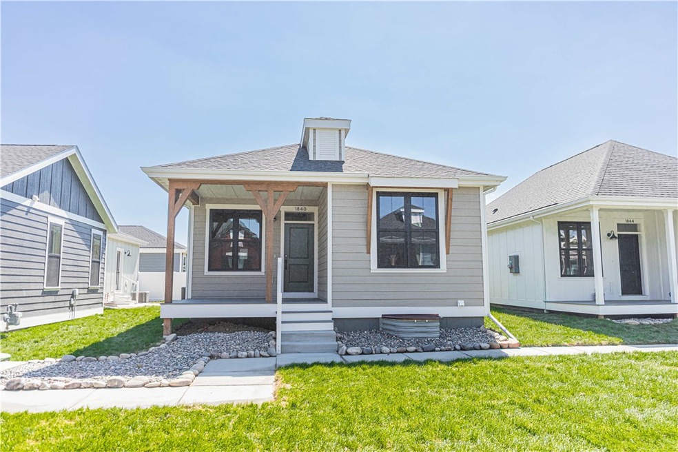 For Sale $339,292 • Co-Listing Agent