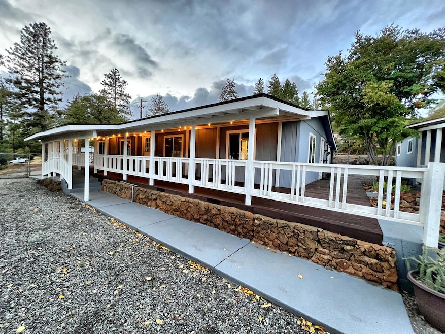 33581 Ponderosa Way, Paynes Creek, CA 96075 - photo 1