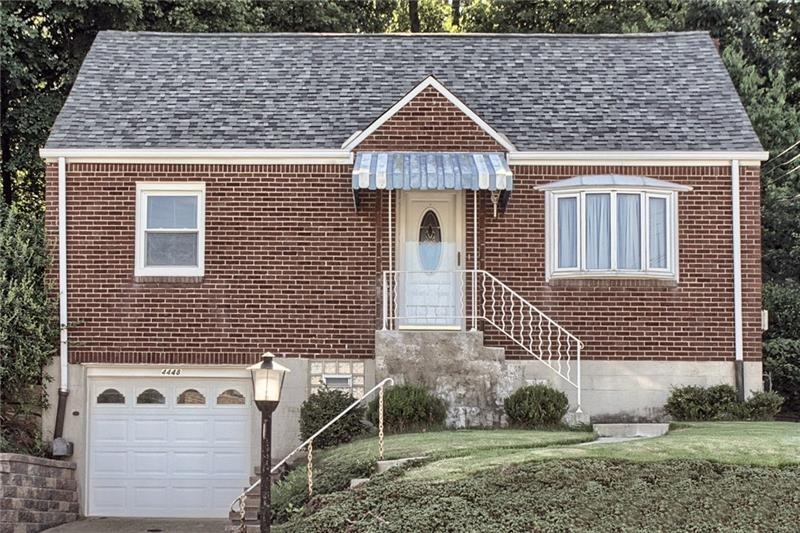 Well maintained, charming cape cod!