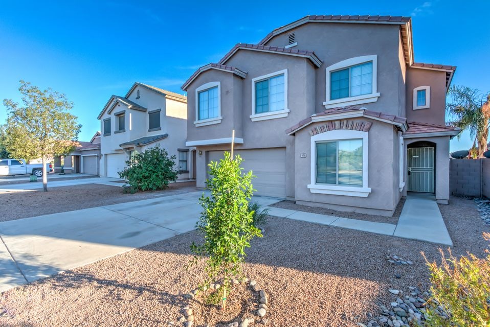553 E Bradstock Way-1