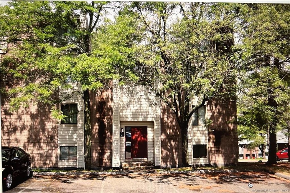 3 Burgundy Hill Ln unit 3, Middletown, CT 06457 - photo 1