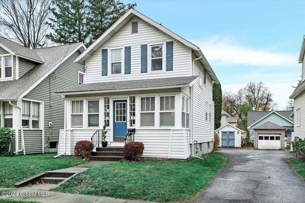 Sold $230,000 • Co-Listing Agent