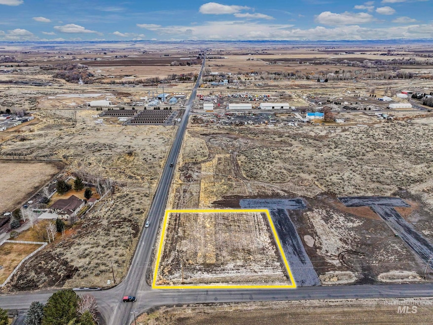 1808 E 1800 S, Gooding, ID 83330 - photo 1