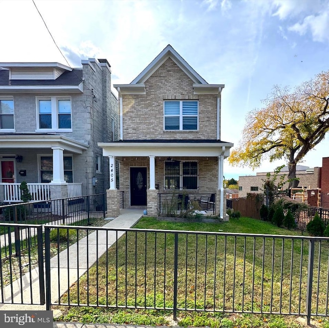 2405 Naylor Rd SE, Washington, DC 20020 - photo 1