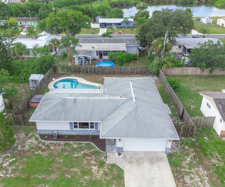 2976 Matthew Dr