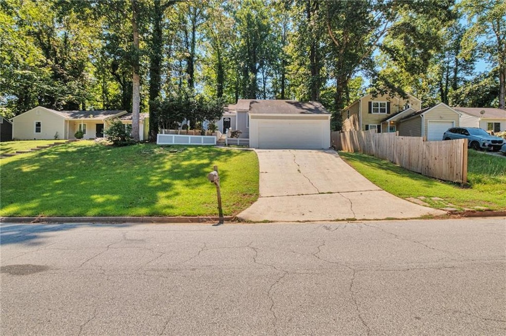 5061 Martins Crossing Rd, Stone Mountain, GA 30088 - photo 1