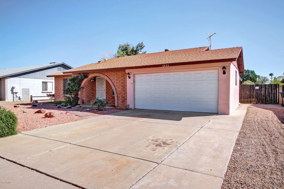 2833 W Wagoner Rd