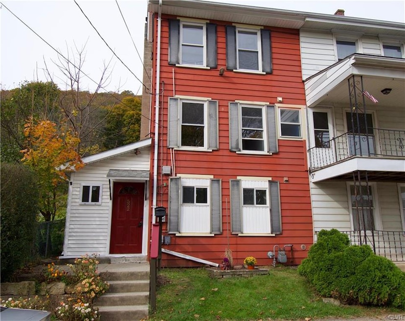 522 Center Ave, Jim Thorpe, PA 18229 - photo 1