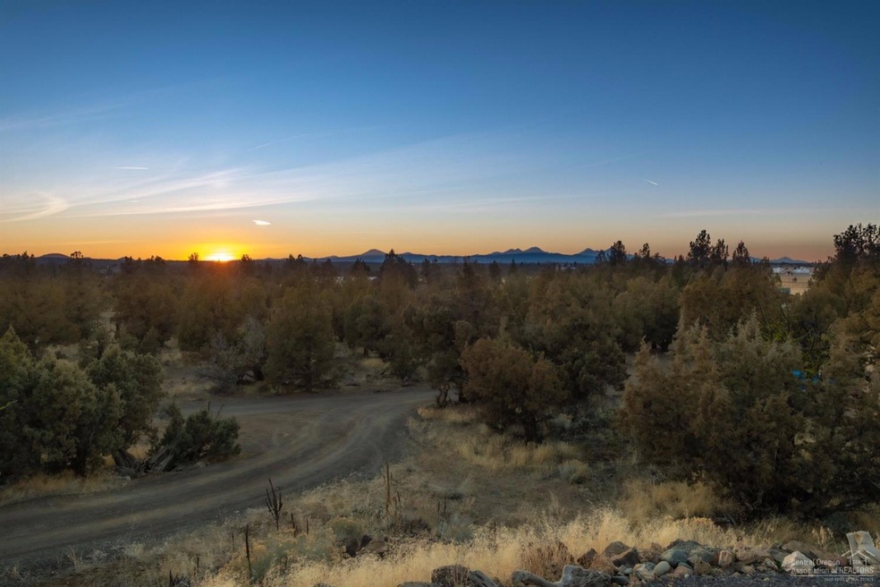 24415 Dodds Rd, Bend, OR 97701 - photo 1