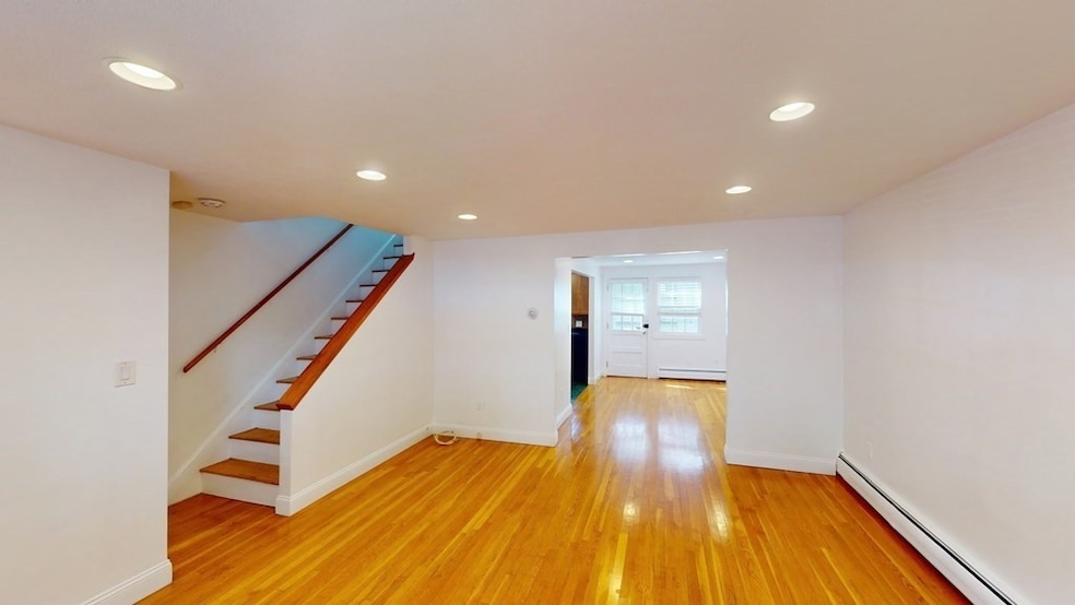99A P St unit SFR, Boston, MA 02127 - photo 1
