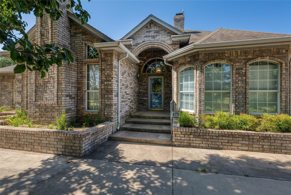 1227 Jackson Trail, Azle, TX 76020 - photo 1