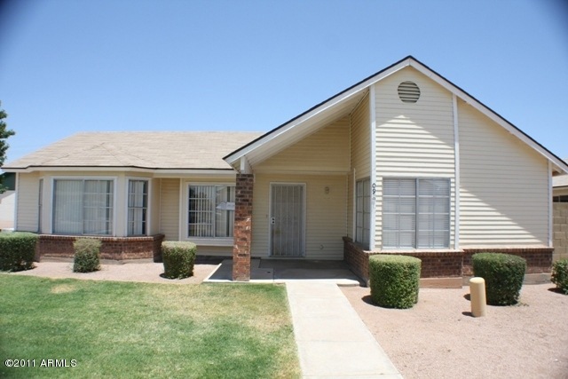 023-285153 - Front Center