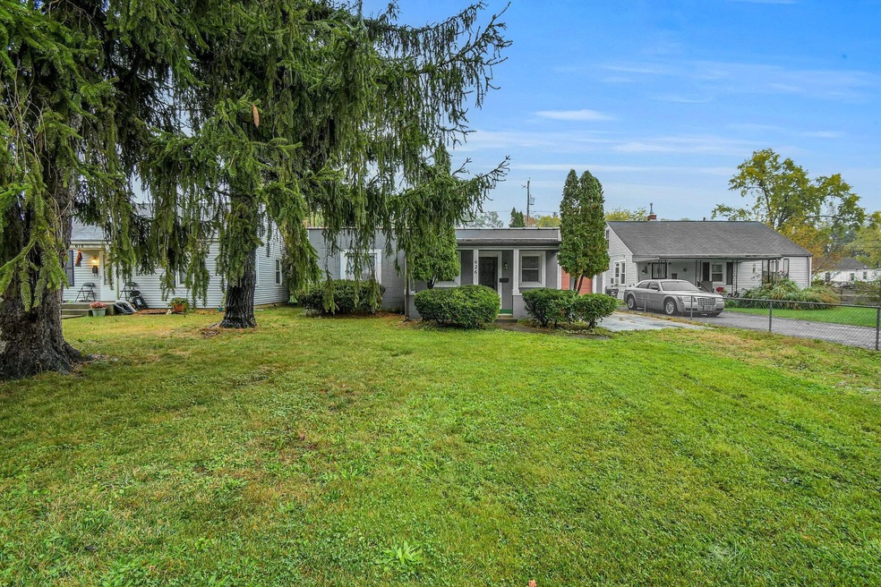 626 Pierce Ave, Columbus, OH 43213 - photo 1