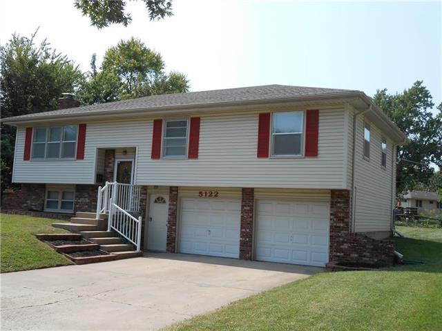 5122 Monrovia St, Shawnee, KS 66216 - photo 1