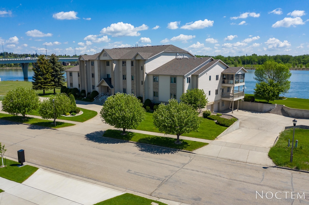 2200 Pirates Loop Southeast-1