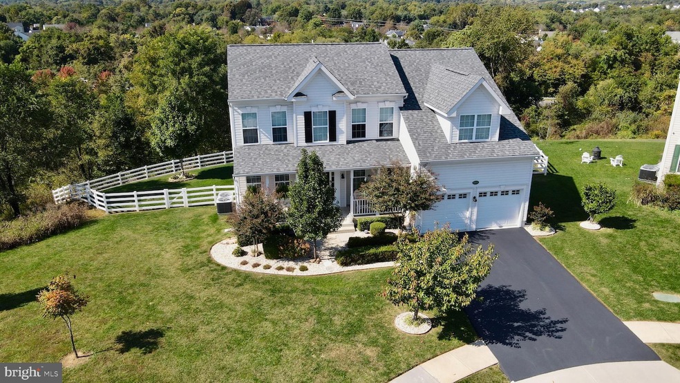 17577 Whitby Ct, Round Hill, VA 20141 - photo 1