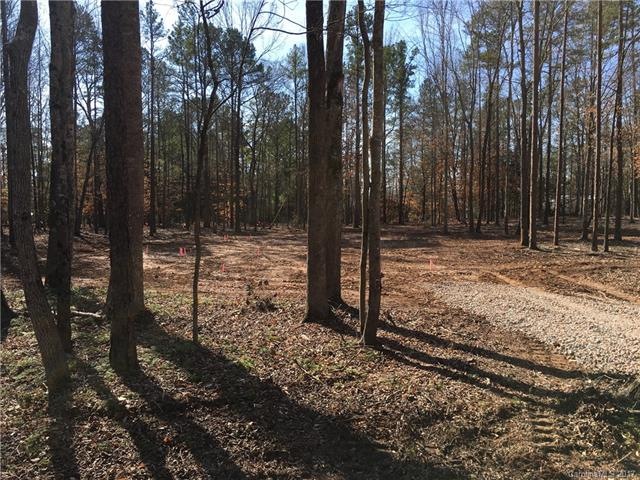 Welcome Home! 3 Bedroom 2 Bathroom Custom Beauty w