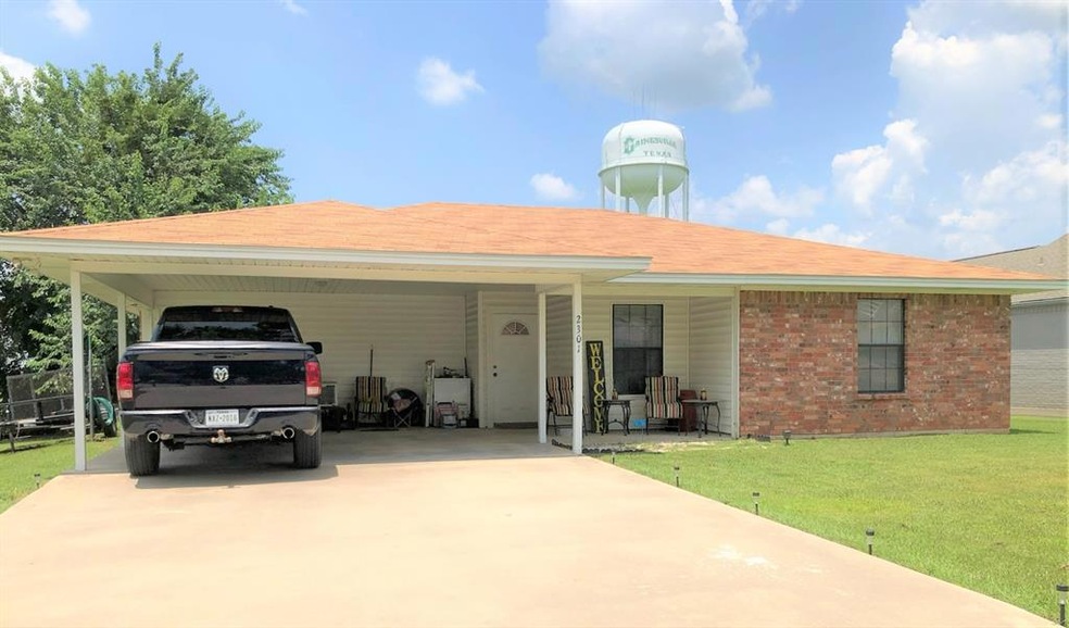 2301 Jodi Ln, Gainesville, TX 76240 - photo 1