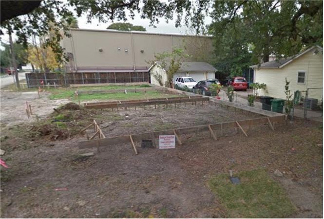 450 Link Rd, Houston, TX 77009 - photo 1