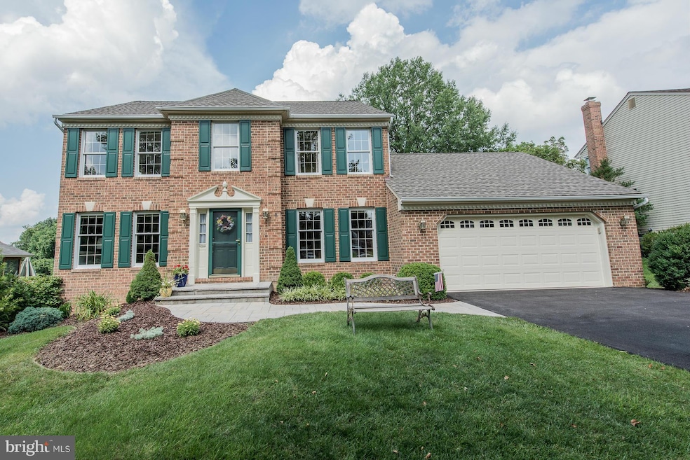 7772 Rockburn Dr, Ellicott City, MD 21043 - photo 1