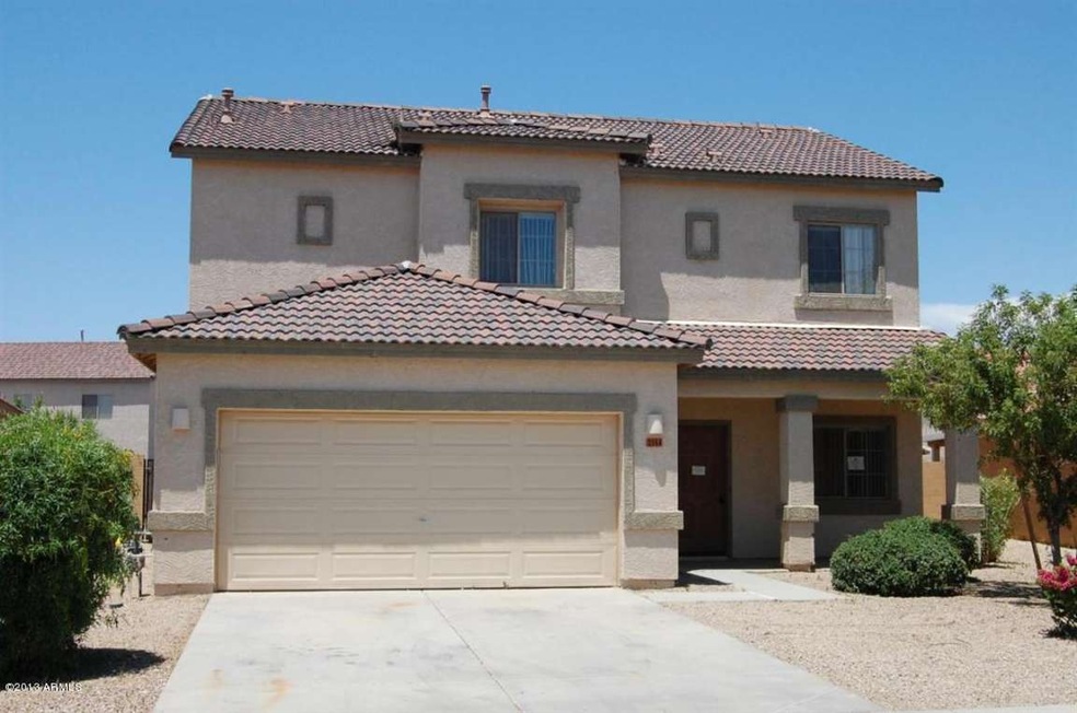 2114 E Paso Fino Dr - front view