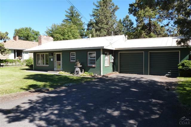 566 NE Franklin Ave, Bend, OR 97701 - photo 1