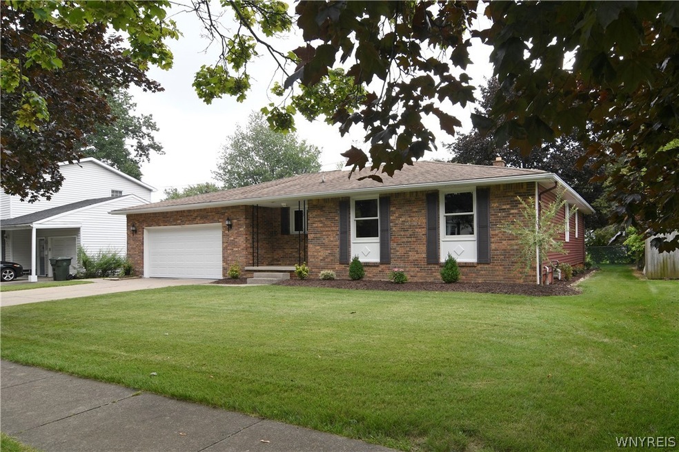 831 Sun Valley St, North Tonawanda, NY 14120 - photo 1