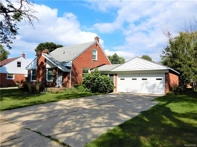 3 BEDROOM BRICK HOME