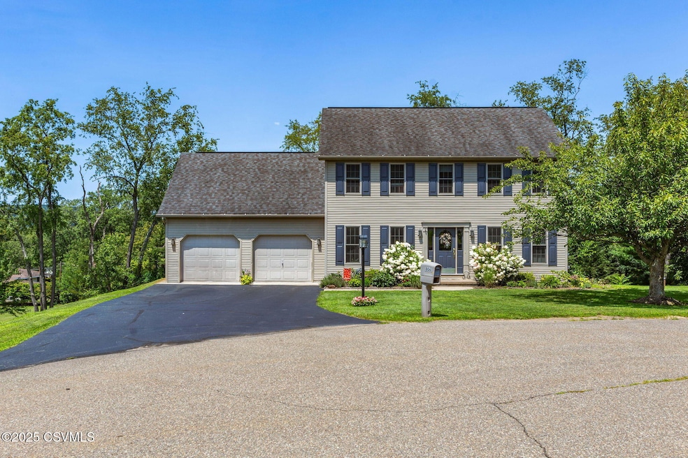 For Sale $425,000 • Co-Listing Agent