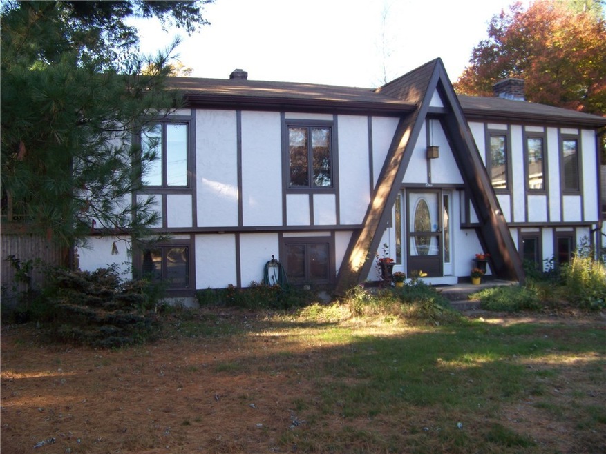 1 Sparrow Ln, Warwick, RI 02889 - photo 1