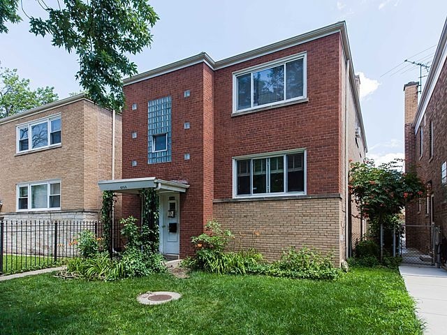 6155 N Sacramento Ave, Chicago, IL 60659 - photo 1
