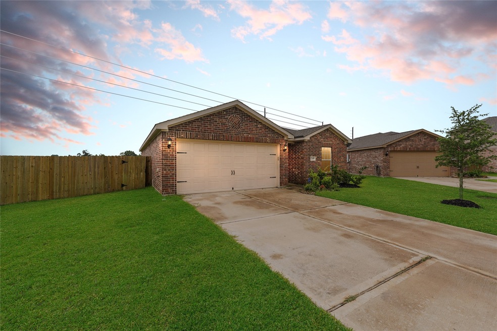 22439 Bauer Canyon Dr, Hockley, TX 77447 - photo 1