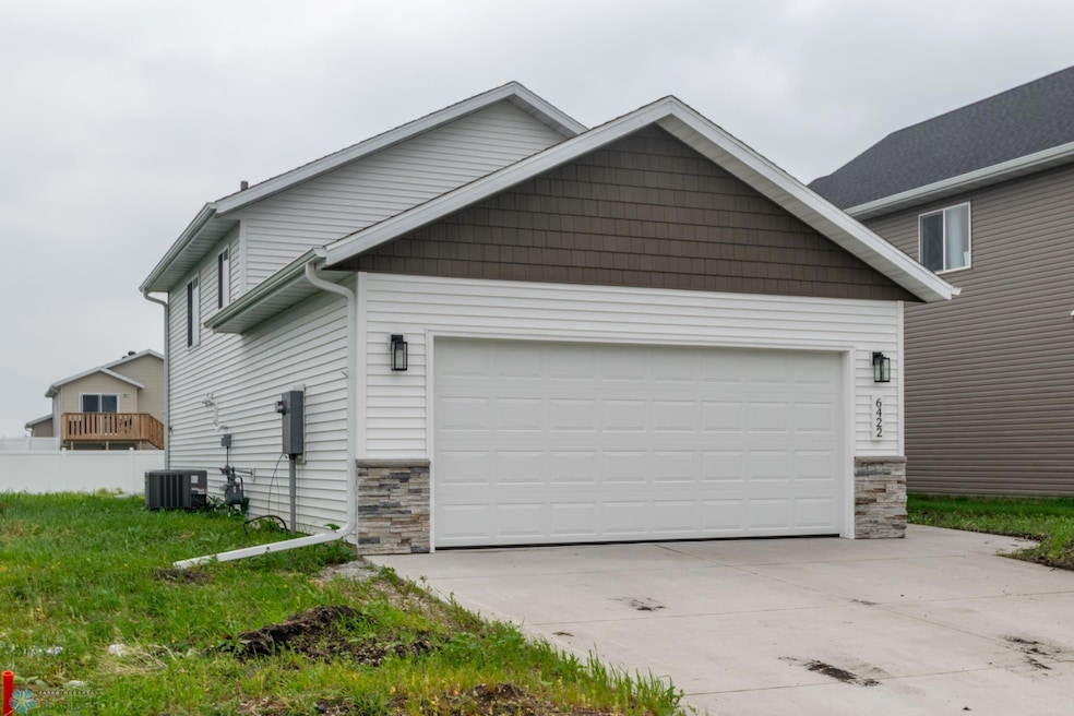 6422 82nd Ave S, Horace, ND 58047 - photo 1