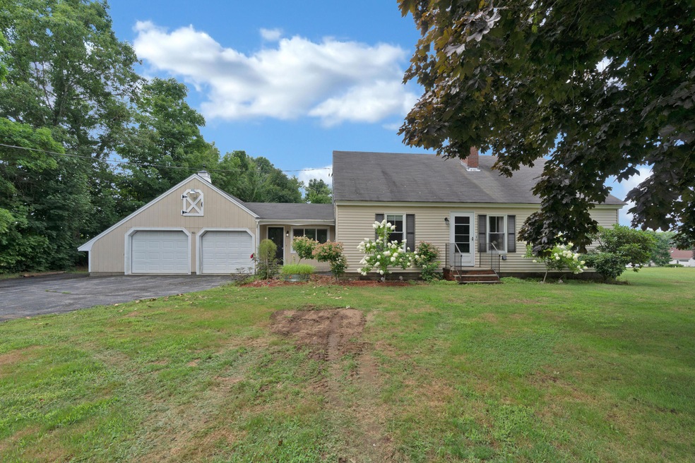 586 Lebanon St, Sanford, ME 04073 - photo 1