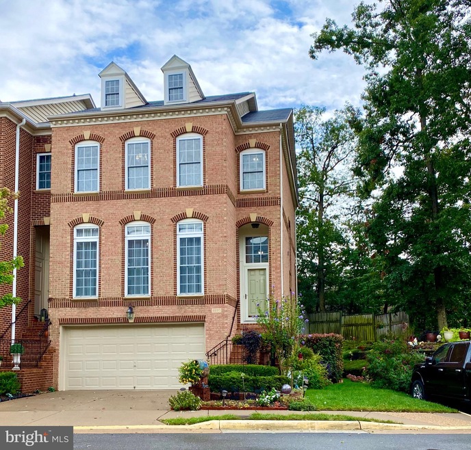 9230 Point Replete Dr, Fort Belvoir, VA 22060 - photo 1