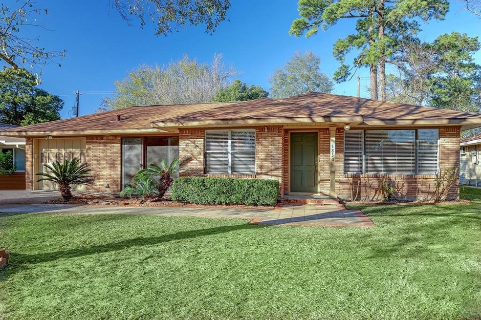 1830 De Milo Dr, Houston, TX 77018 - photo 1