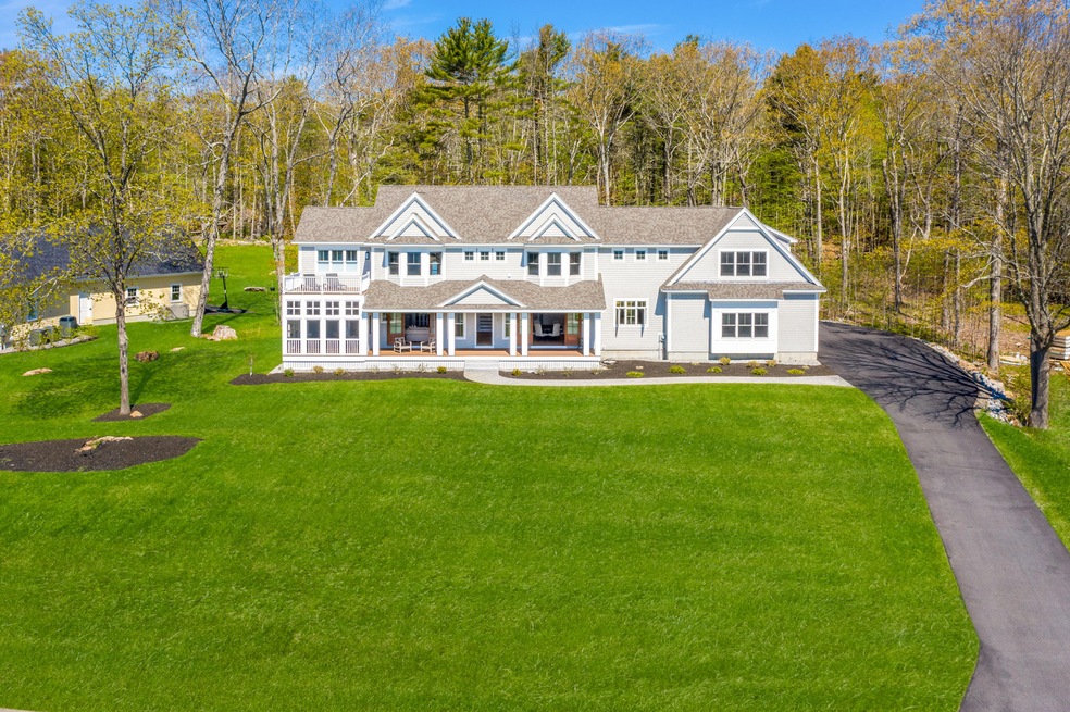 7 Phillips Cove Rd, Cape Neddick, ME 03902 - photo 1