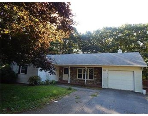 132 E Charlton Rd, Spencer, MA 01562 - photo 1