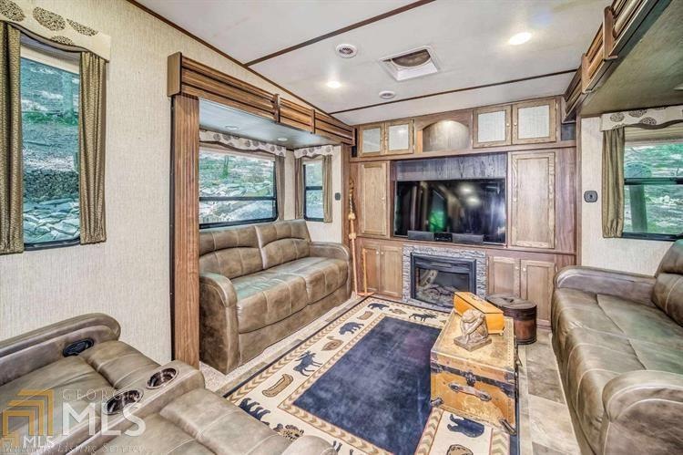 31st Street unit C-613, Ellijay, GA 30540 - photo 1