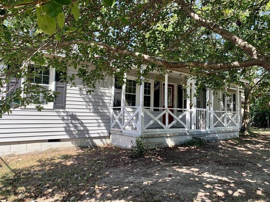 307 26th St E, Tifton, GA 31794 - photo 1