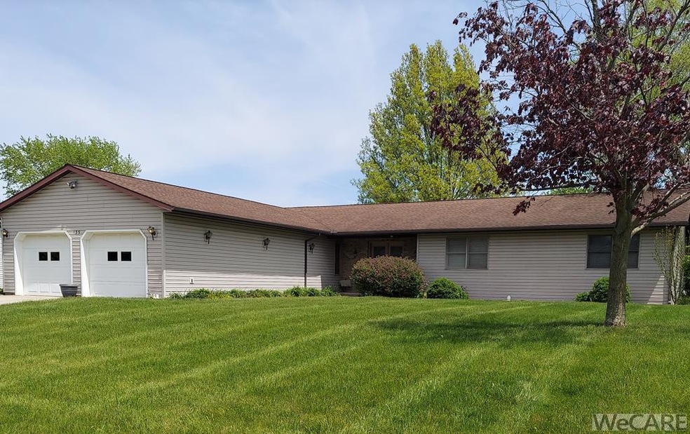 135 Quilna Dr, Lima, OH 45806 - photo 1