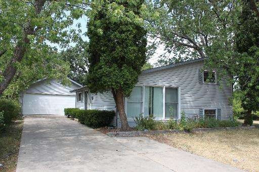 1308 Sacramento Dr, Carpentersville, IL 60110 - photo 1