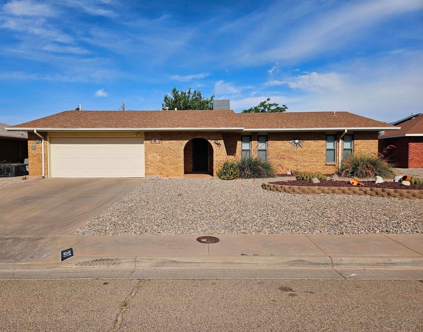 207 Sunrise Ave, Alamogordo, NM 88310 - photo 1