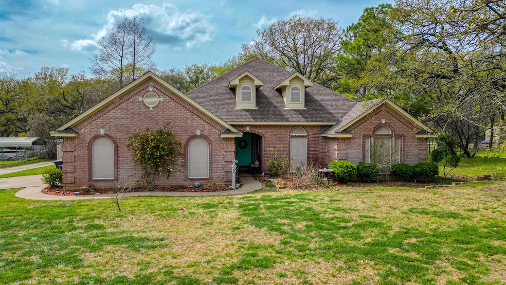 110 Sanchez Creek Ct, Weatherford, TX 76088 - photo 1