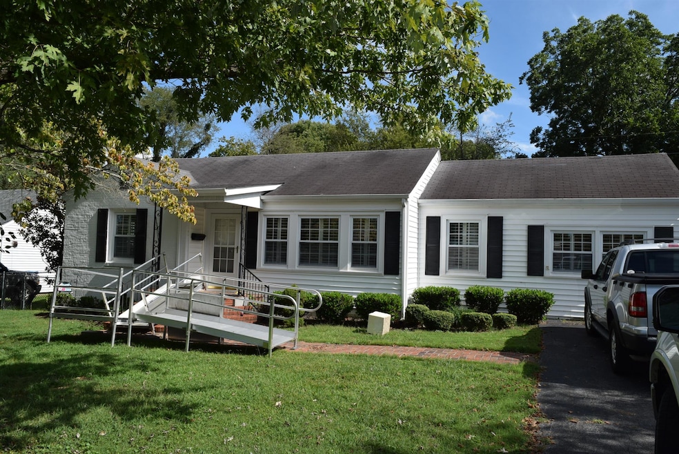 602 Larrymore Dr, Manchester, TN 37355 - photo 1