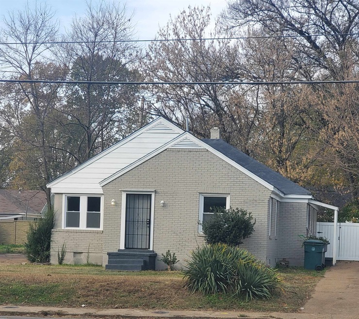 View of bungalow-style home