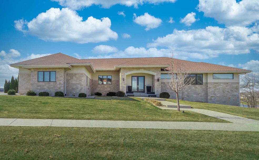 959 Carnoustie Way, Oregon, WI 53575 - photo 1