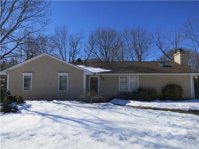 4 Roberts Rd, Monsey, NY 10952 - photo 1